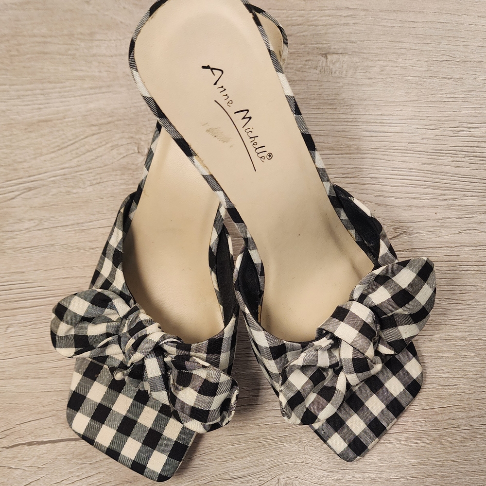 Anne Michelle Black and White Checkered Women's Kitten Heel Slides.